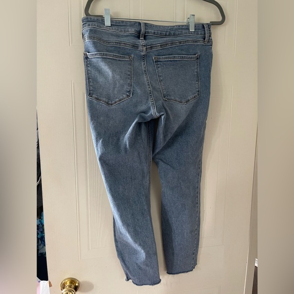 Old Navy Women Size 12 “Rockstar skinny mid rise” - Picture 2 of 5